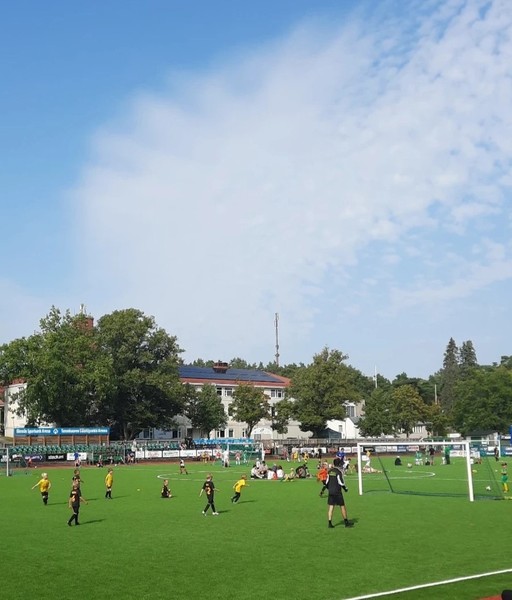 Solig turnering i Ekenäs - Aurinkoinen turnaus Tammisaaressa