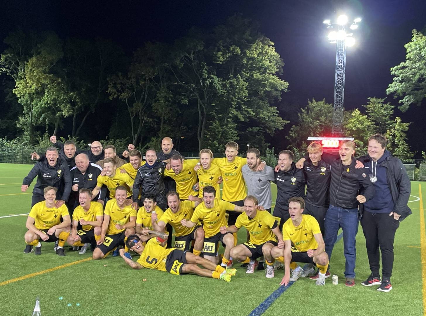 ÅIFK:s herrar stiger till Tvåan! ÅIFK:n miehet Kakkoseen!