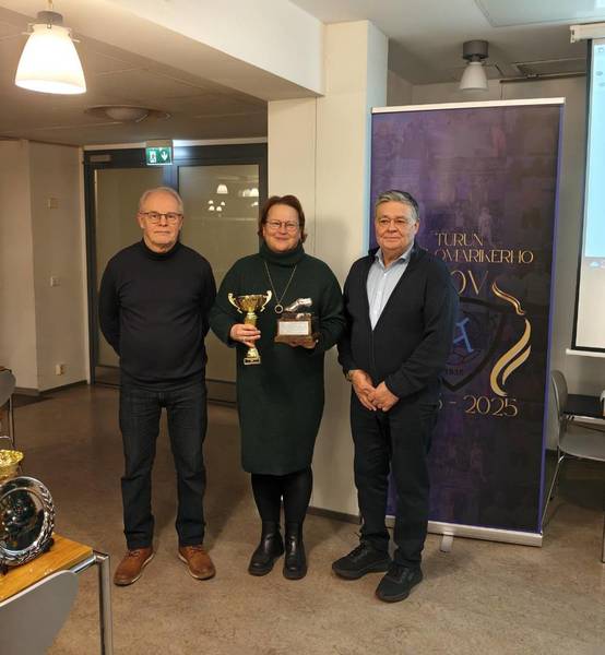 ​Turun Erotuomarikerho palkitsi ÅIFK:n Vuoden Seura-palkinnolla!