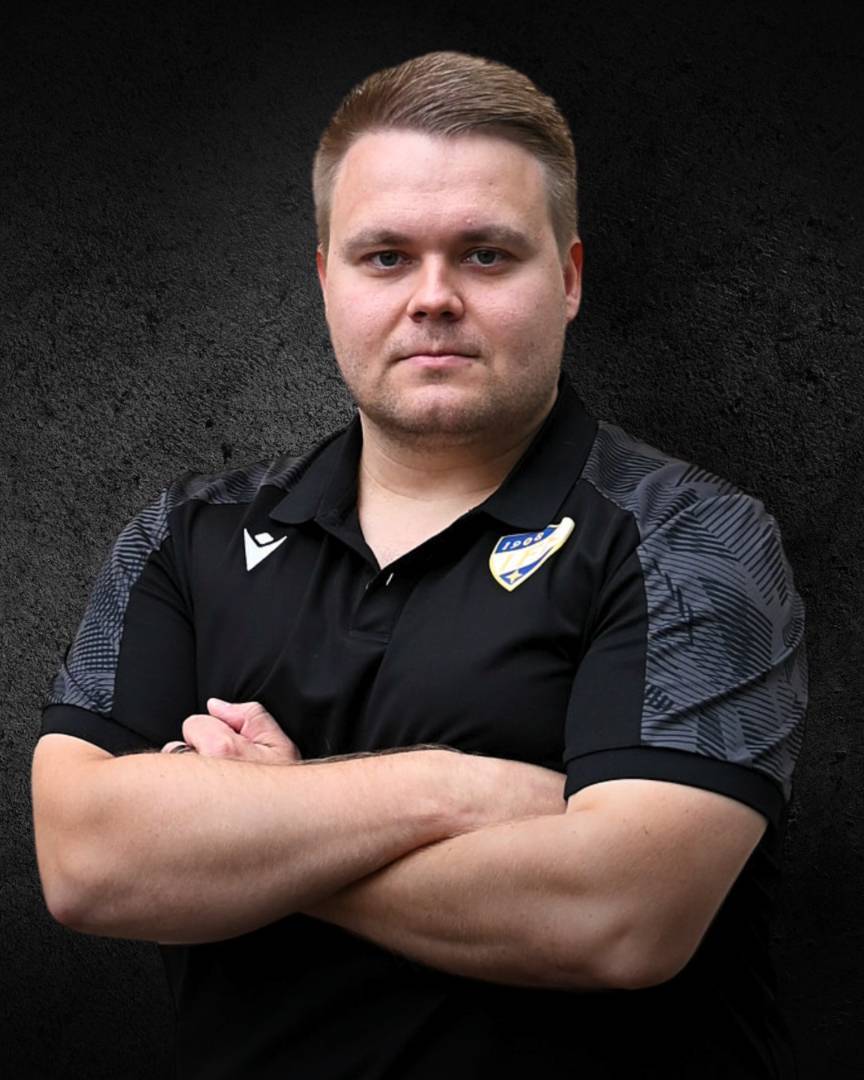 Aku Kuusistolle Suomen Käsipalloliiton pronssinen plaketti