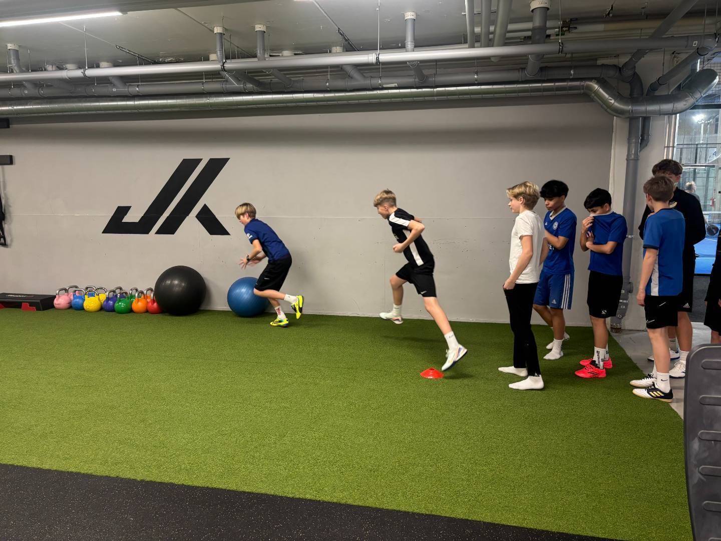 Sarjakauden aloitus lähestyy! 