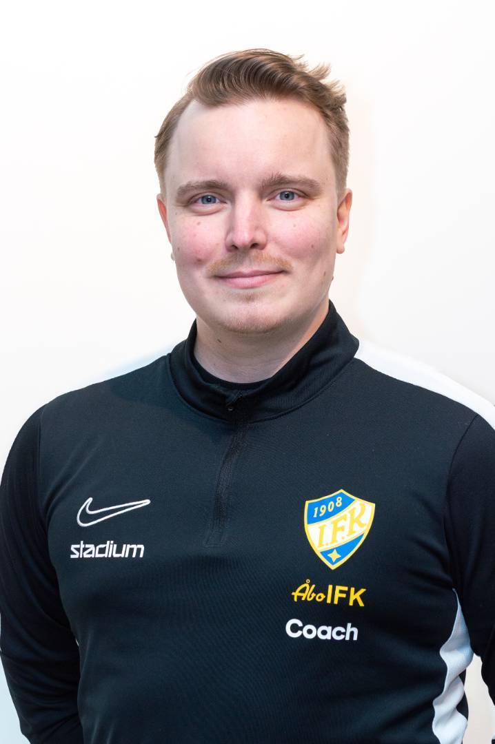 ​ÅIFK ja Jasperi Nieminen jatkavat yhteistyötä / ÅIFK och Jasperi Nieminen fortsätter samarbetet 