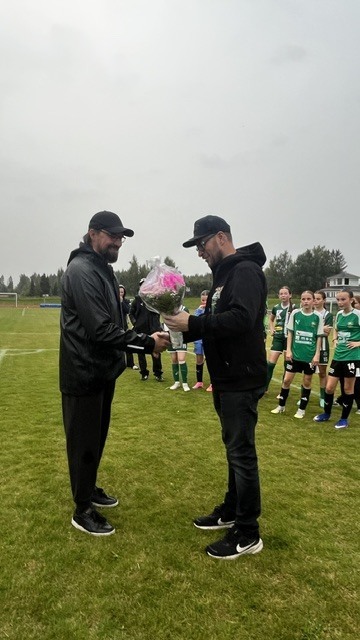 Tommi Mäelle 200 ottelua taustajoukoissa