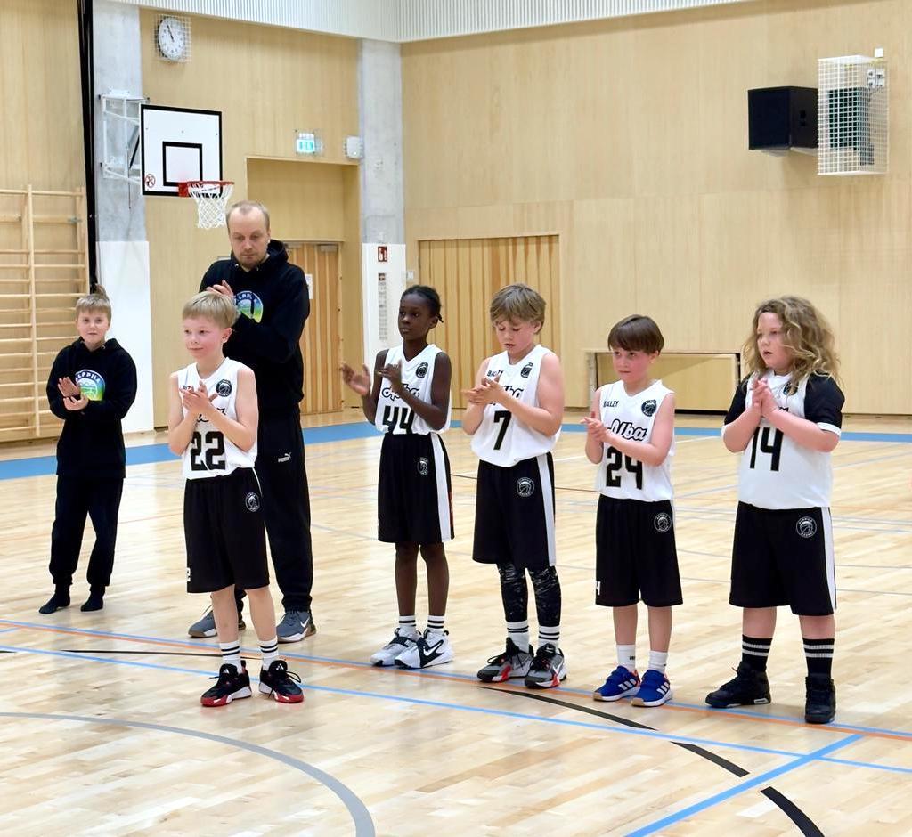 Alppila Basket P2016 on aloittanut pelit! 🏀