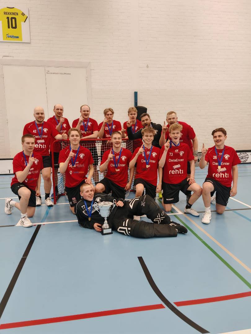 Kausi 2025-26 miesten joukkueiden osalta paketissa