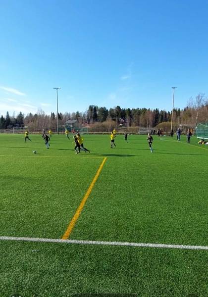 Laget inledde Ykkönen serien med vinst