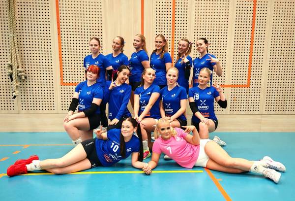 A-tyttöjen vahva aloitus sarjakauteen 1.11.