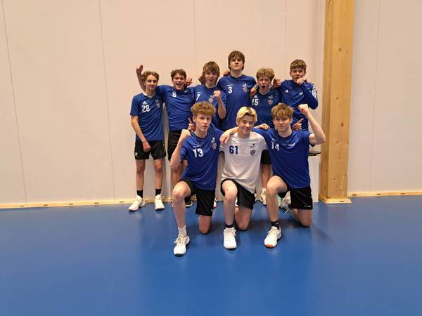 U17-pojat (B-pojat) 5E1 poolin ykkösiksi