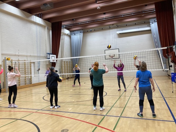 Bluesin aikuisten lentiskoulu päätökseen