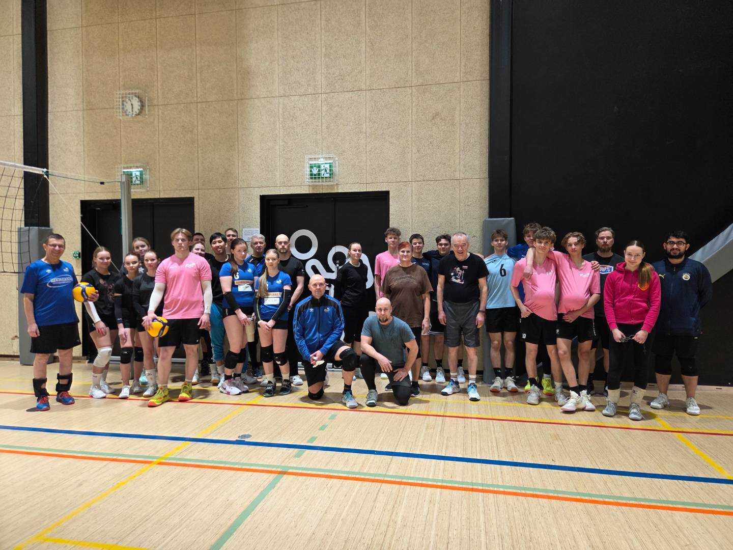 Peli-iloa BV:n perinteisessä höntsäturnauksessa