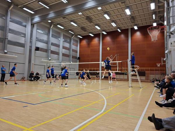 Komea kauden aloitus BV:n U17-pojille