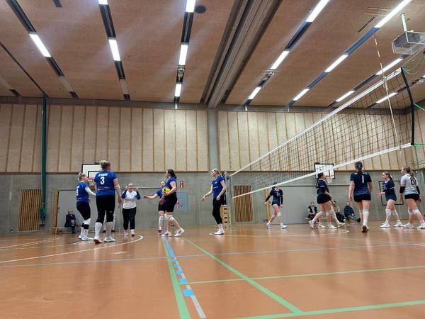 Blues Volleyn aluesarja joukkue Kisma aloittanut kautensa