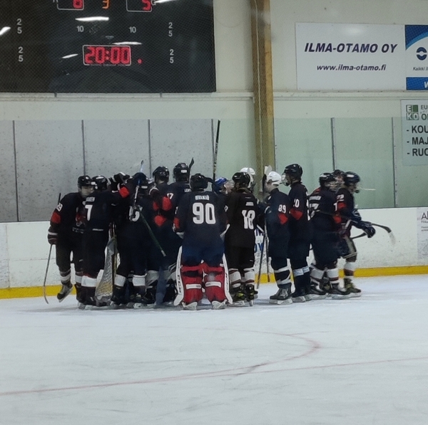 Tervetuloa harrastamaan Lätkän Easy Hockey  U18-joukkueeseen !