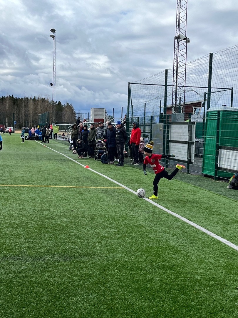 Jalkapallokerhot alkavat kesäkuussa