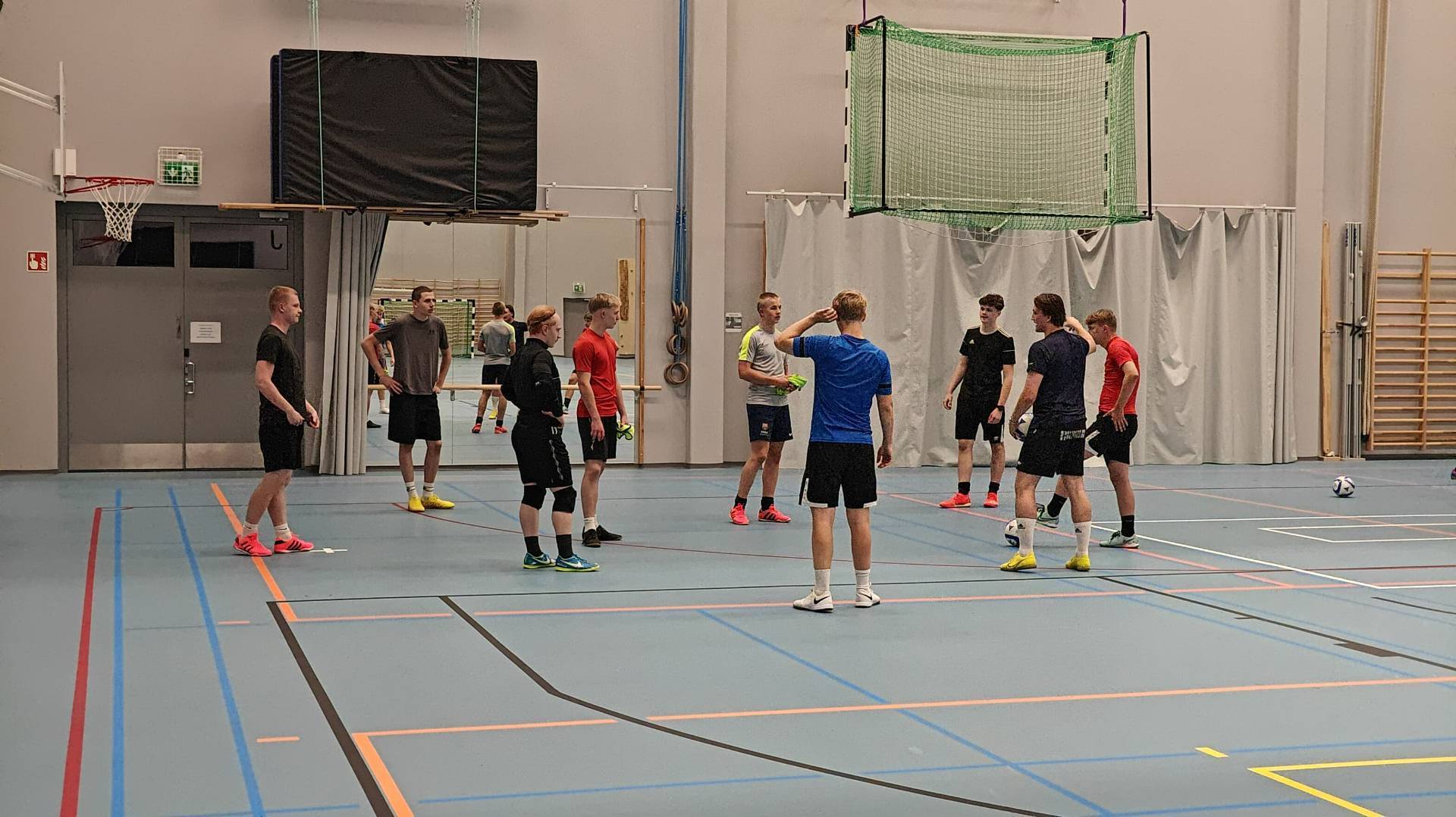 Kapinan P19-poikien futsalkausi potkaistiin käyntiin