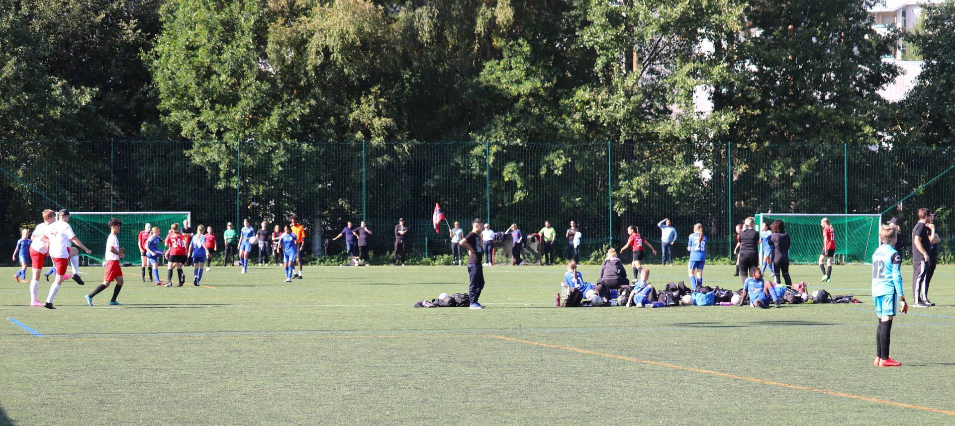 Ilmoittautuminen kesän futisleirille on nyt avattu!