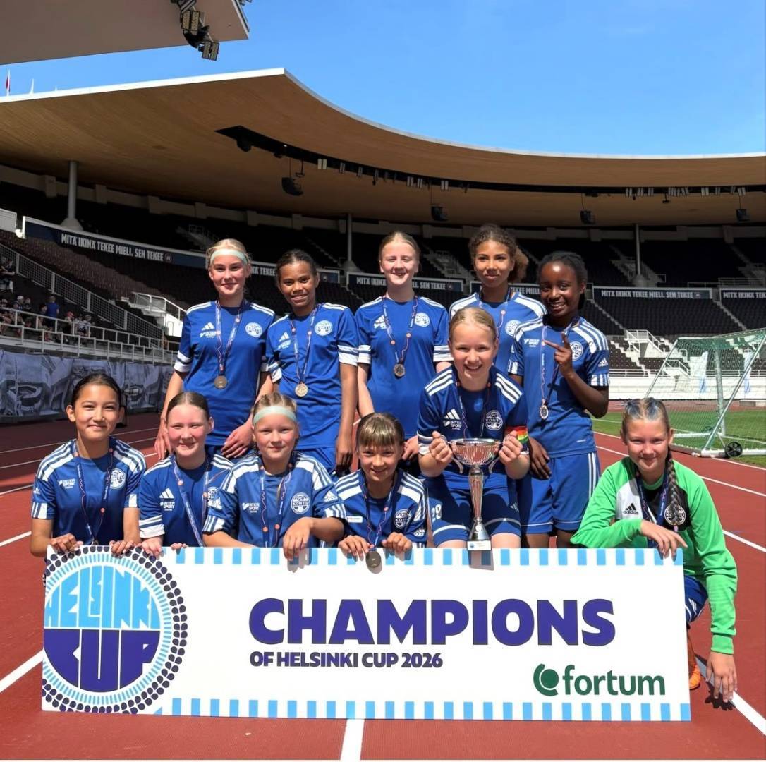 Tytöt 2014–2015 Helsinki Cupin voittoon!