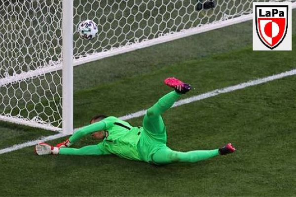 Seuran maalivahtitreenit maanantaisin klo 16-17 amiksella