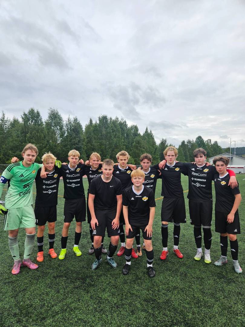 4-1 vierasvoitto Santaclausista ykkösen avauksessa!