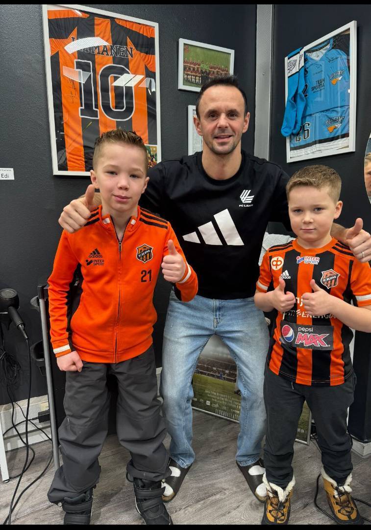 Lomalla hiukset kuntoon – Sporttiparturi Shala & Saqi