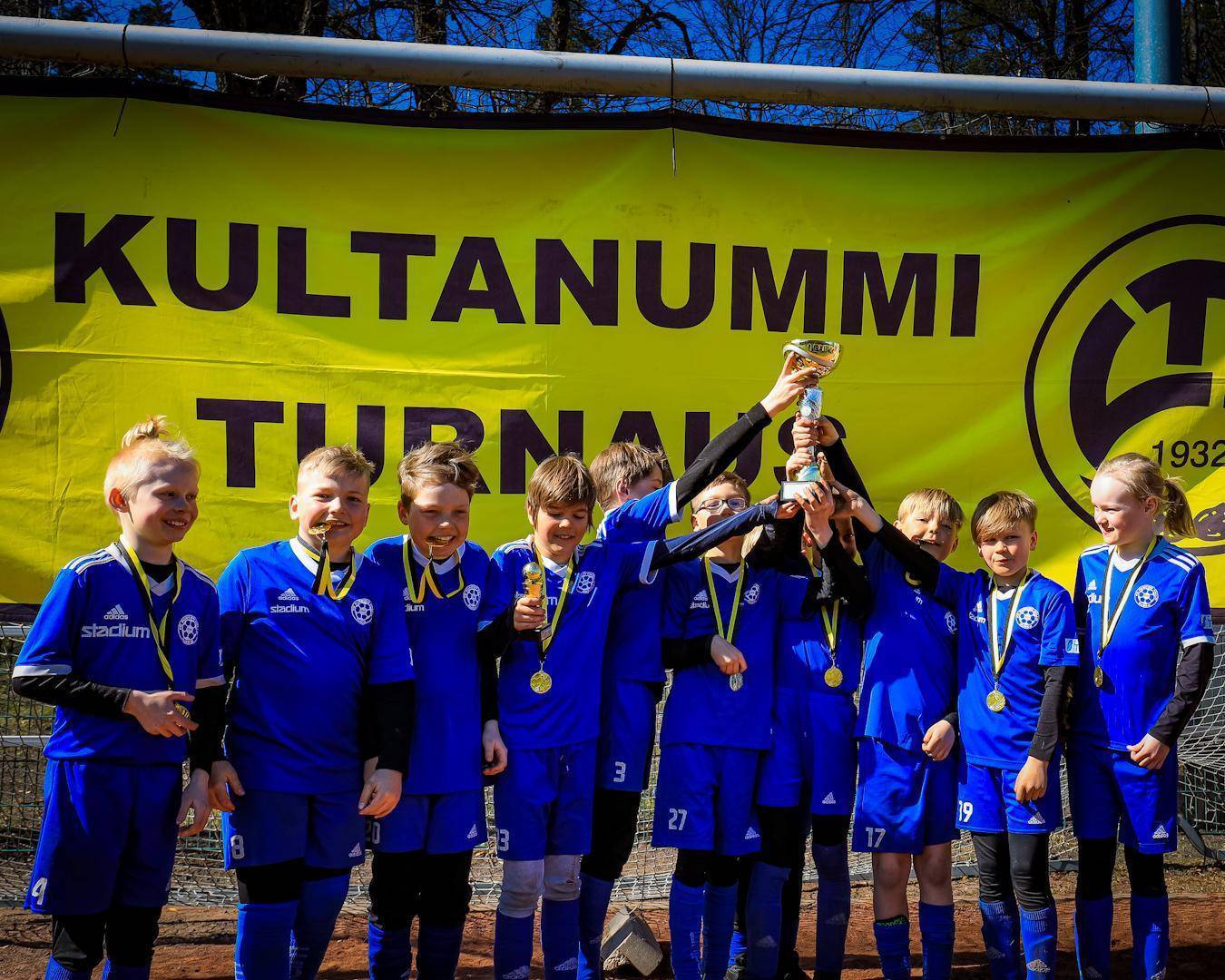 2013 joukkueelle kultaa Kultanummesta!!