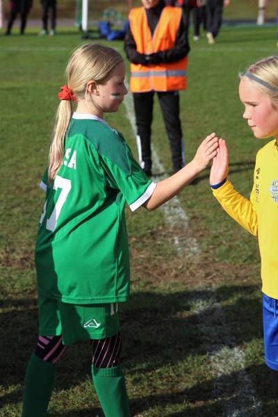 TyttöSiili-turnauksessa yli 30 joukkuetta pelaa viikonloppuna Ahmon kentillä