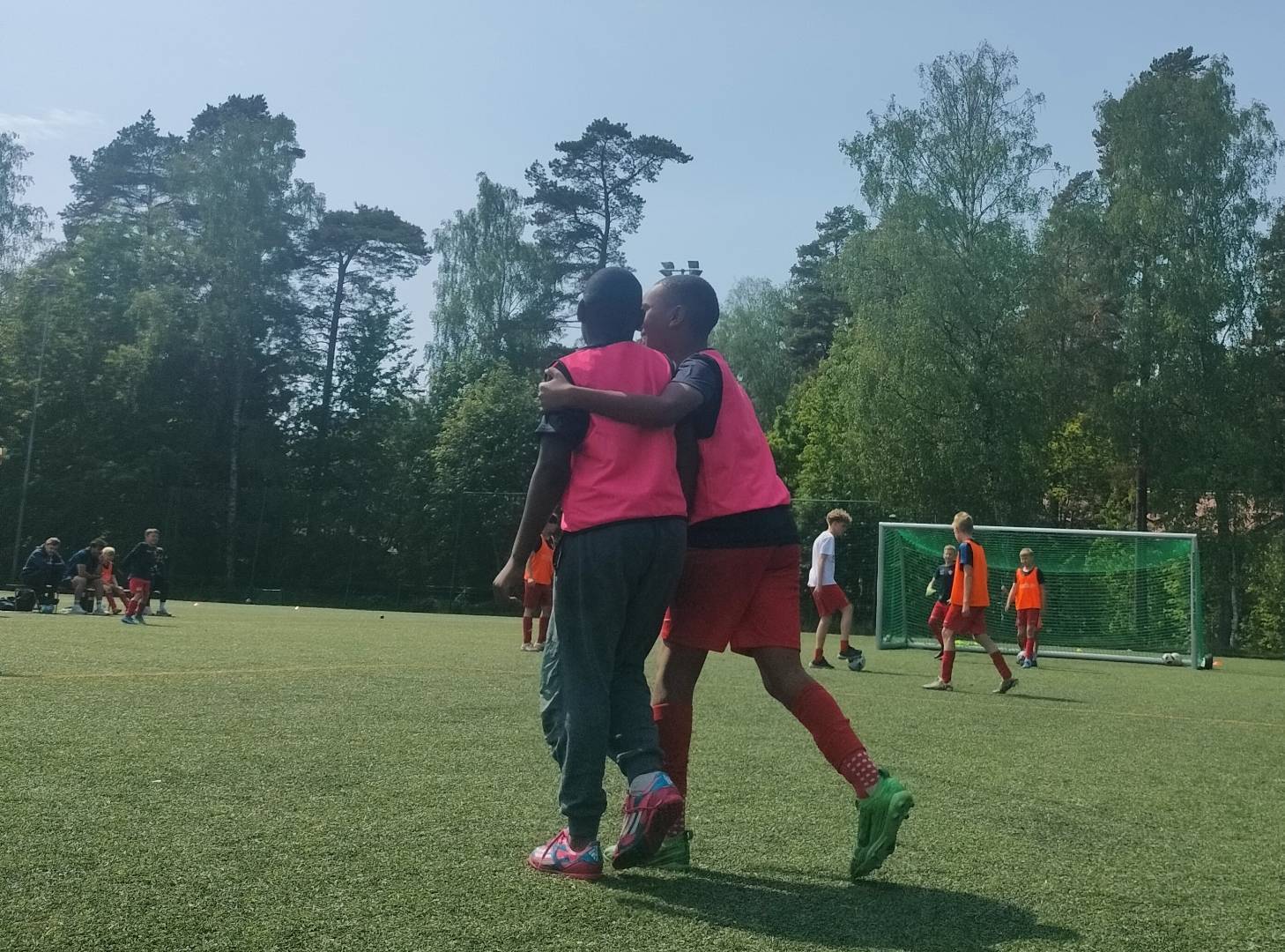 Tule mukaan Viikinkien kesäleireille!