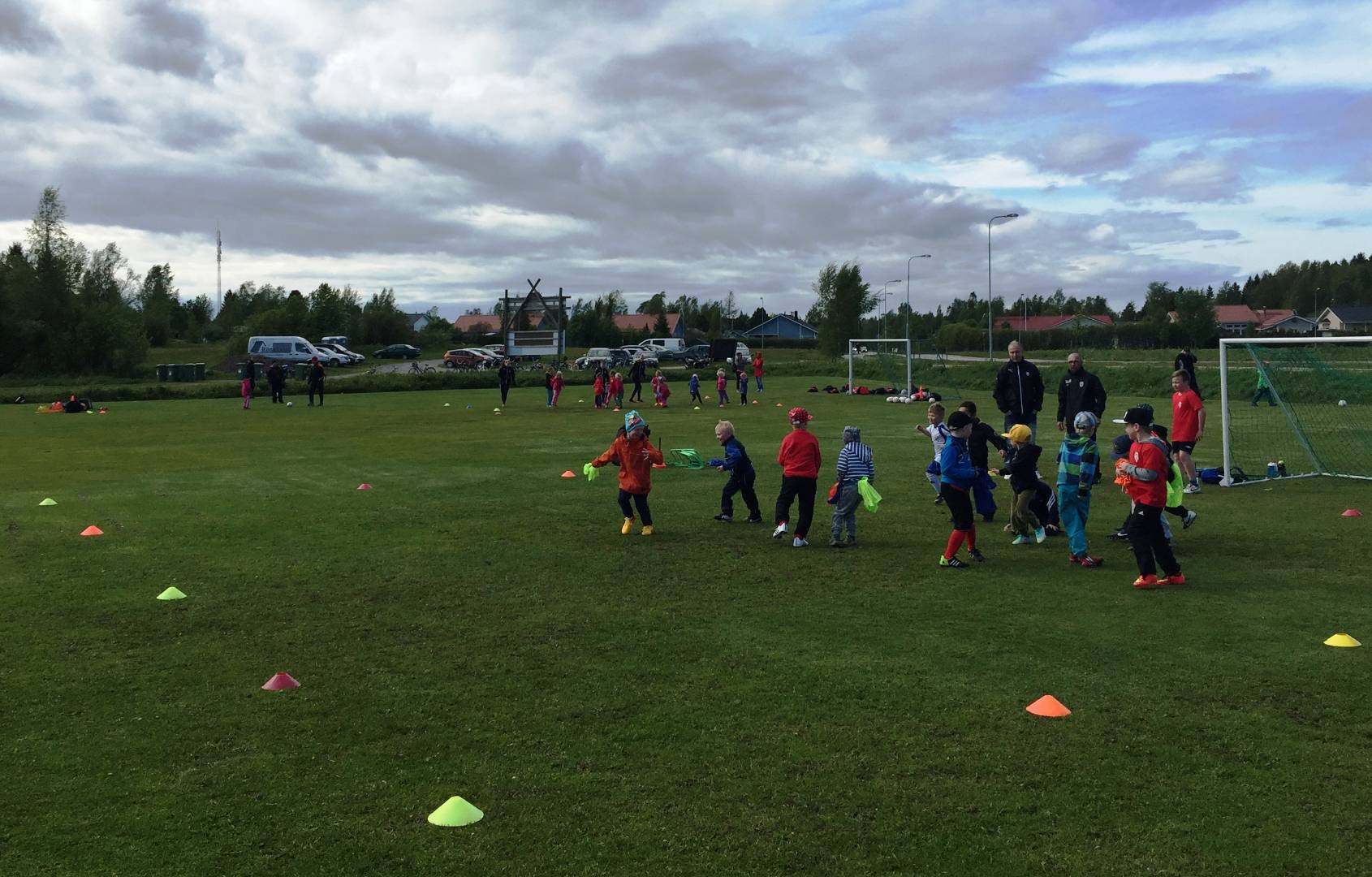 Fotbollsskola/Jalkapallokoulu