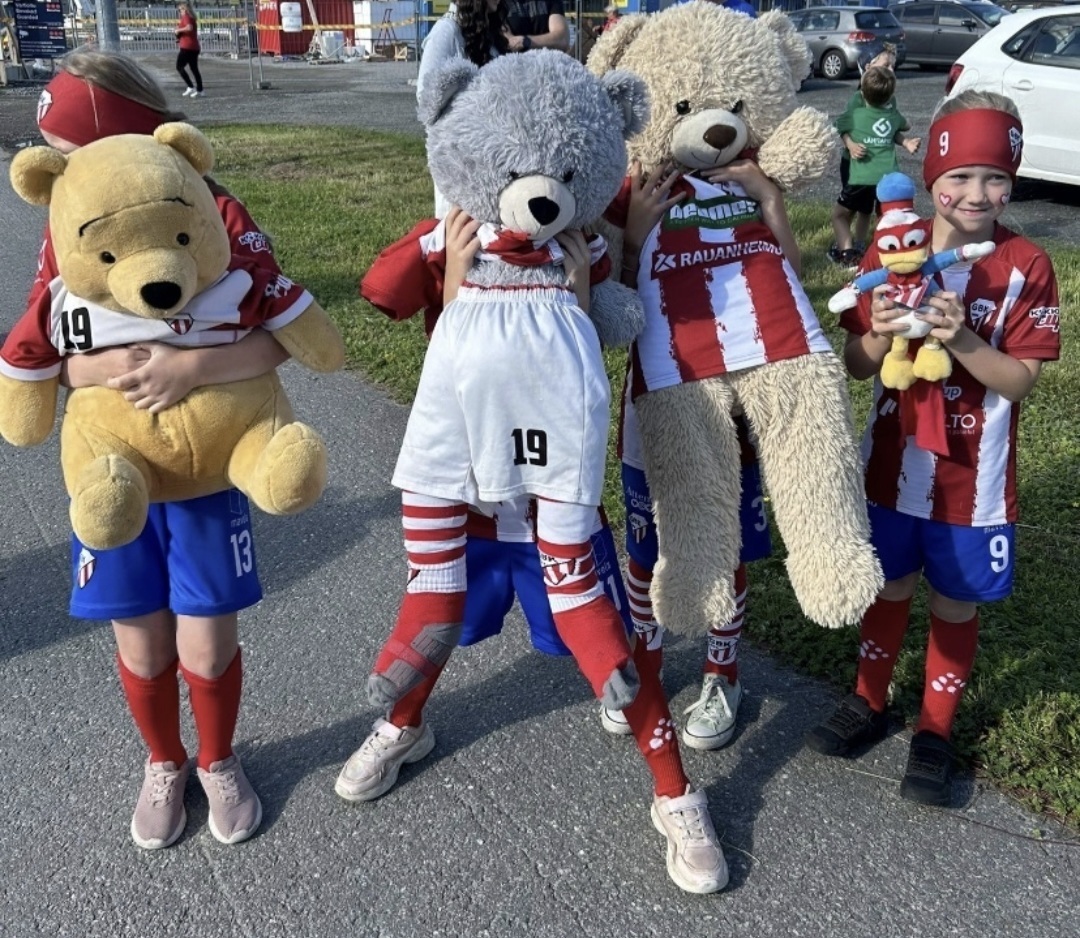 Tervetuloa uudet pelaajat! Välkommen nya spelare!