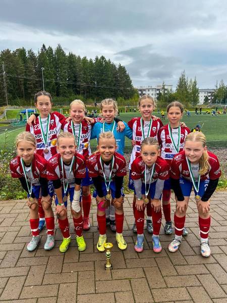 Menestystä HIPPO-turnauksen kilpa-sarjassa!