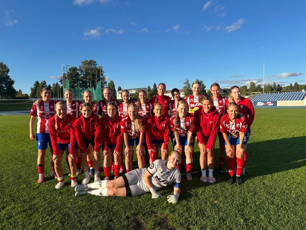 Naisten edustus Roots Cupin finaaliin / damlaget till Roots Cup-finalen!