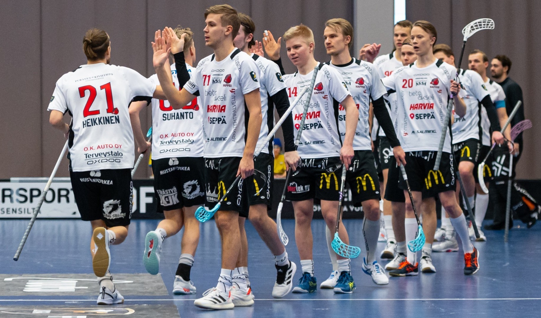 Raportti: Voitokas startti härkäviikoille