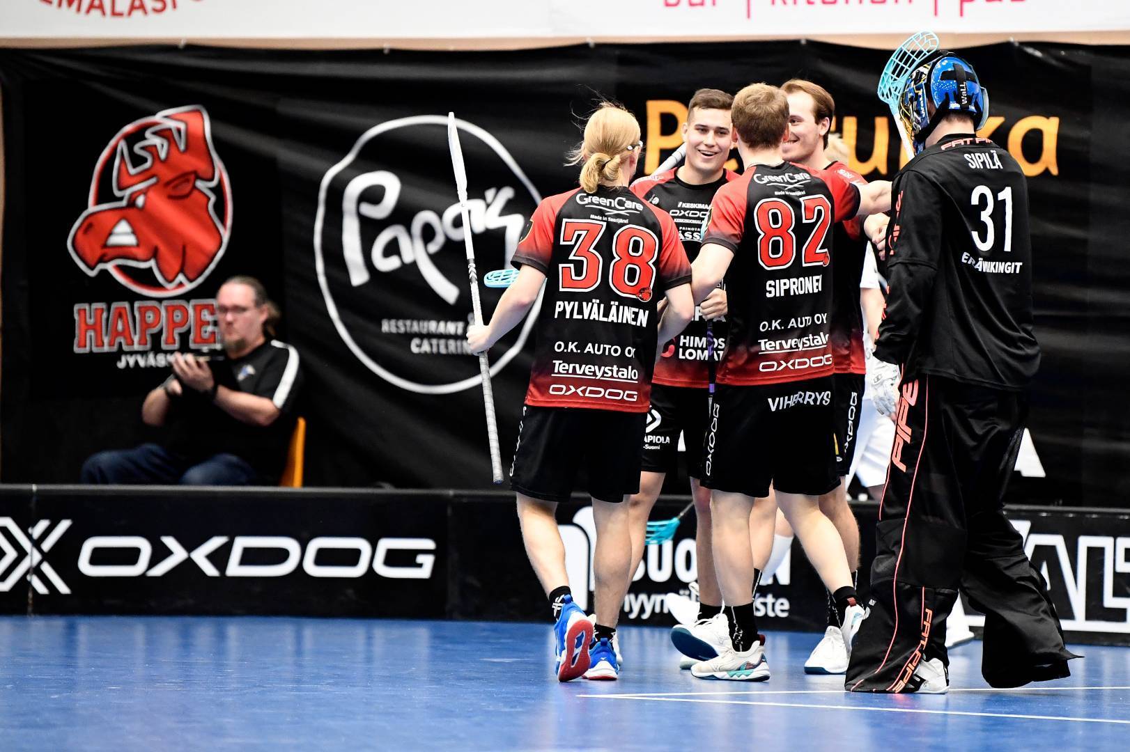 Viikonlopputuplasta 6/6 sarjapistettä!
