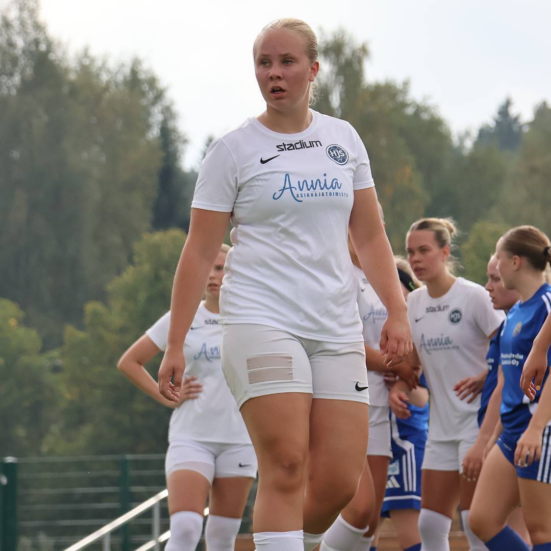 Elli Vanamo tuo kilpailua toppariosastolle ‒ ”Tärkeä pelaaja niin henkisesti kuin fyysisesti”