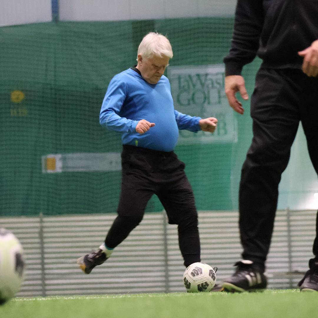 Ikäihmisten kävelyfutis jatkuu viikoittaisena toimintana huhtikuussa