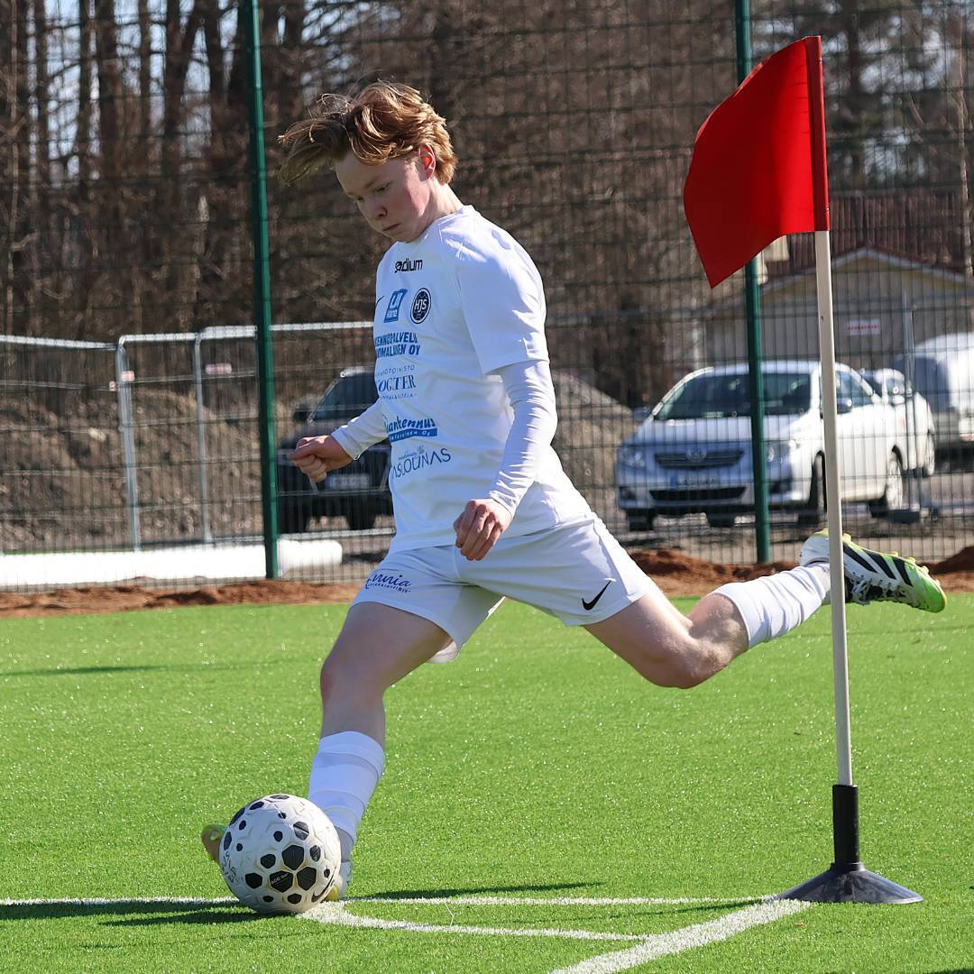 HJS-kasvatti Jasu Nieminen palaa joukkueen keskikentälle