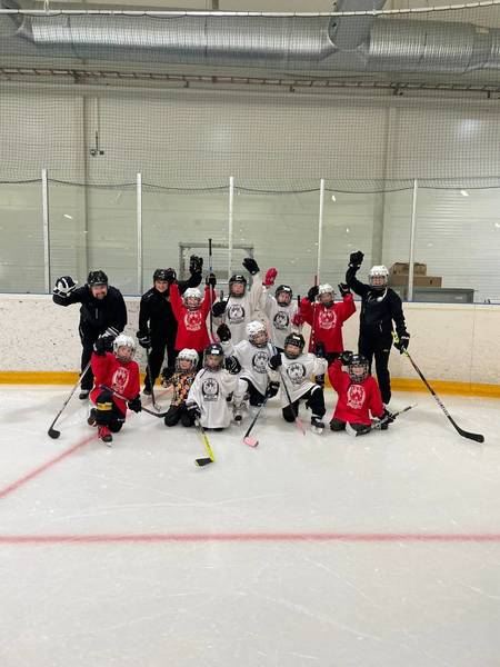 GHD-tyttökiekko tutustumispäivän tunnelmia