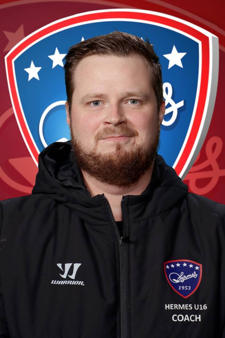Muutoksia U16-valmennusryhmään: Friis jättäytyy sivuun. Petäjä ottaa vastuun.