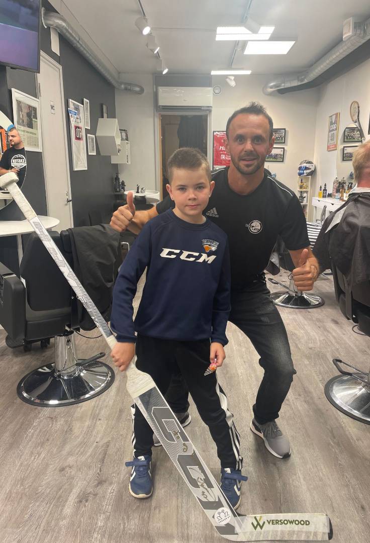 Sporttiparturi Shala & Saqi tukee neljälle juniorille ilmaisen kauden!