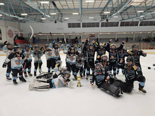 Pelicans U8 Idän kausi 2024-2025 päättyi mahtavasti Järvenpään lopputurnauksessa 13.4.2025