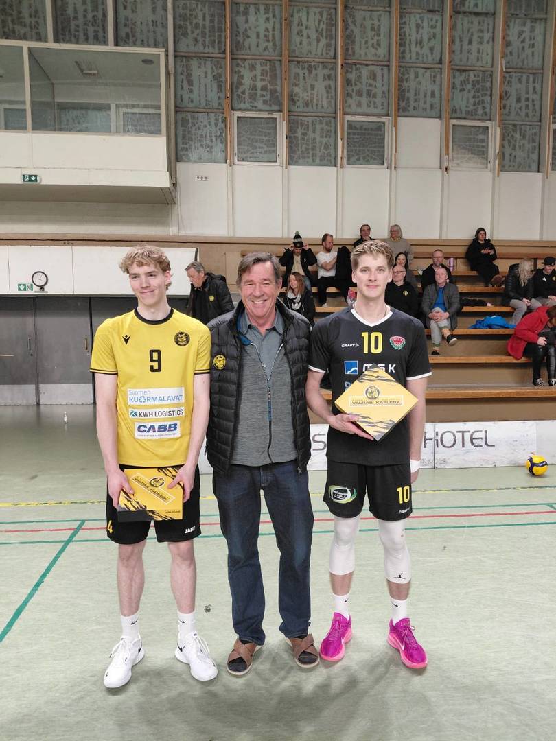 Tiikereille avaustappio kotisalissa, Wisa voittoon 1-3