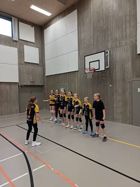 D-tytöt taistelivat hienosti kotiluolassa Kokkolassa!