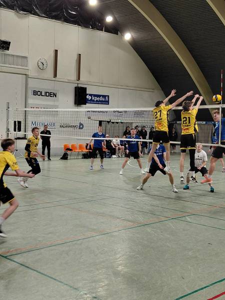 Nurmon Jymyn kokemus valttia viiden erän väännössä