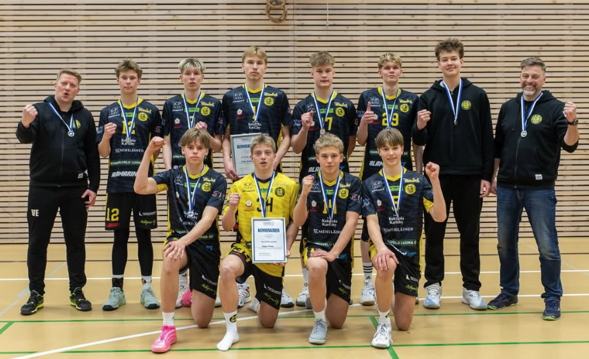 U17-pojille SM-hopeaa!