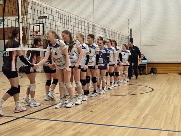 U15 C1 tytöt taistelivat finaalipaikasta loppuun asti!