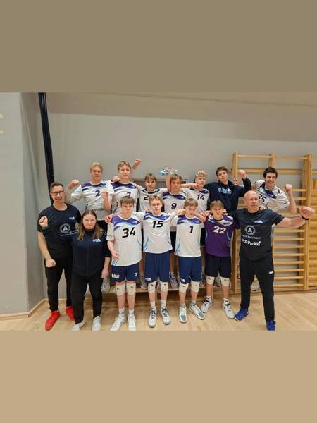 U17-pojat SM-finaaleihin💪