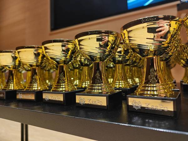 Kauden 2025 parhaat palkittiin Kaarina-talolla