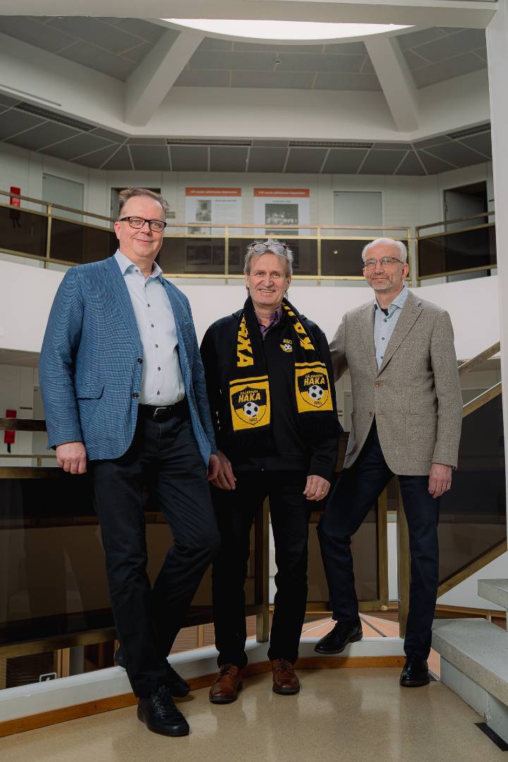 Loiste ja Kajaanin Haka solmivat yhteistyösopimuksen – panostusta nuoriin ja Kainuun elinvoimaan