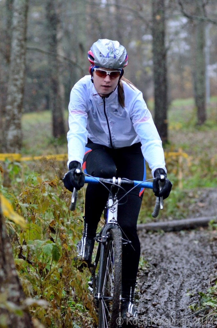 Emma Lahdelle Cyclocrossin SM-hopeaa