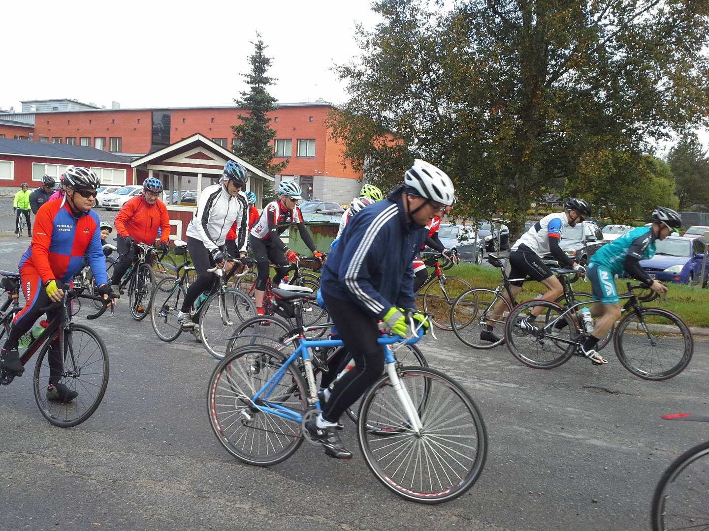 Pyöräilijät valtasivat Kälviän tiet lauantaina